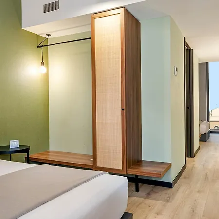 Orangine 4* L'Hospitalet de Llobregat