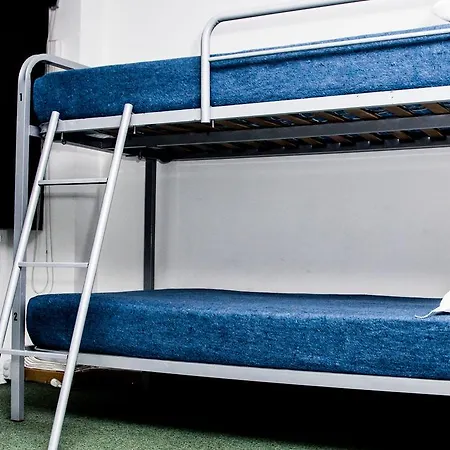 Cool & Chic Hostel