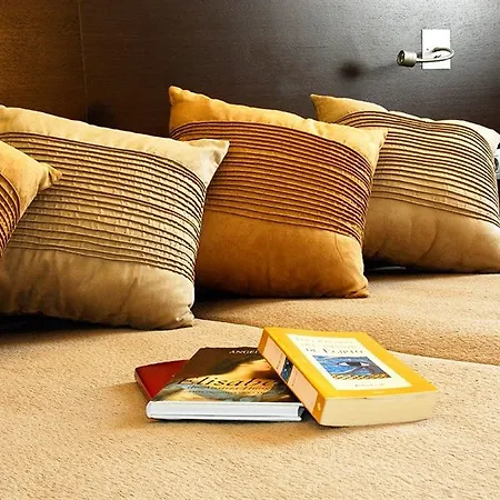 Hotel Madanis Barcelona