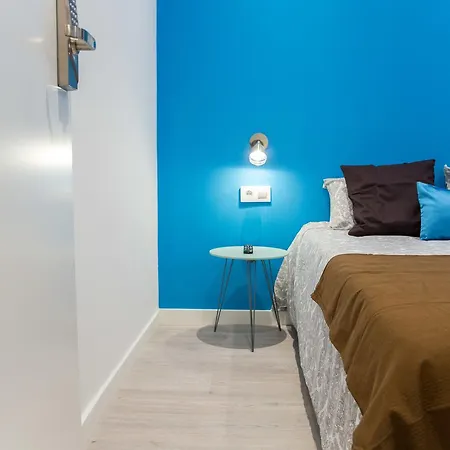 Fira Basic Hotel