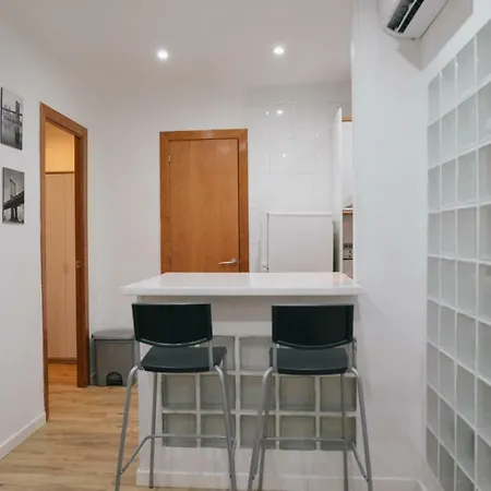 Apartamento New Beside Barca Stadium 2 *