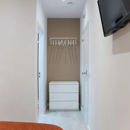 Hotel Fira Basic 3*