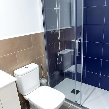 Hotel Fira Basic